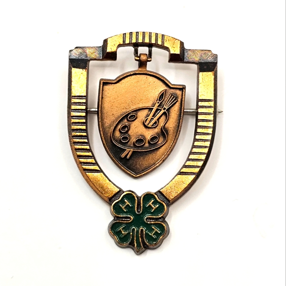 4-H Art Achievement Award Lapel Pin Copper Head Hands Heart Health Brooch Vtg